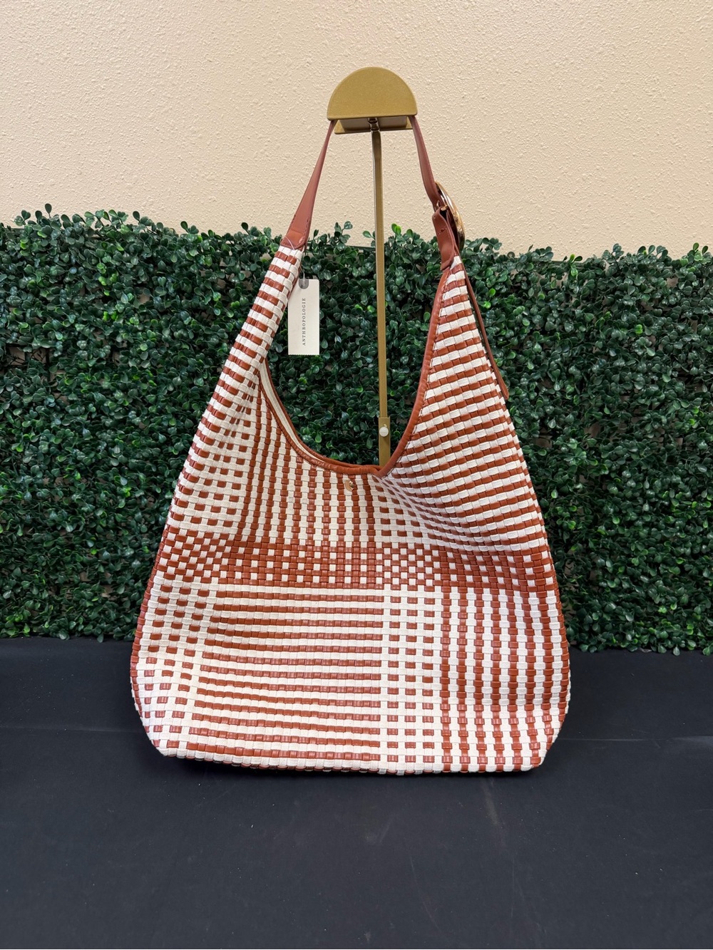 Anthropologie Love Knot Slouchy Bag: Woven Faux-Leather Canvas Edition - Picture 2 of 14